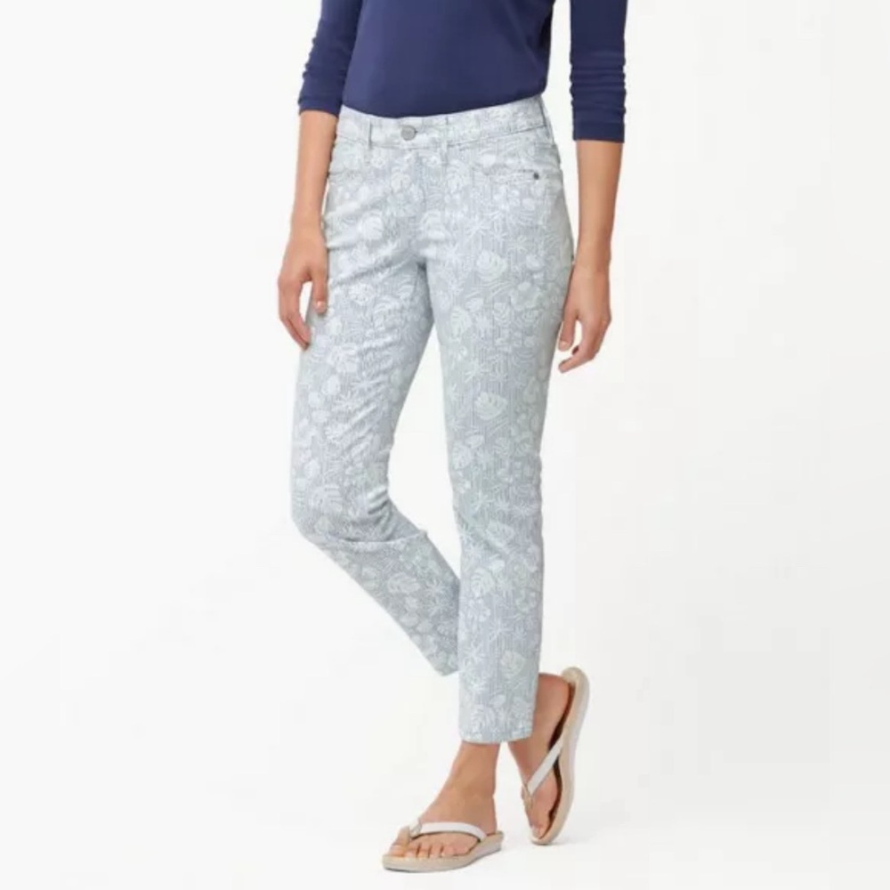 Tommy Bahama Monstera Mash Print Skinny Ankle Jeans in Fresh Air Wash 32x27